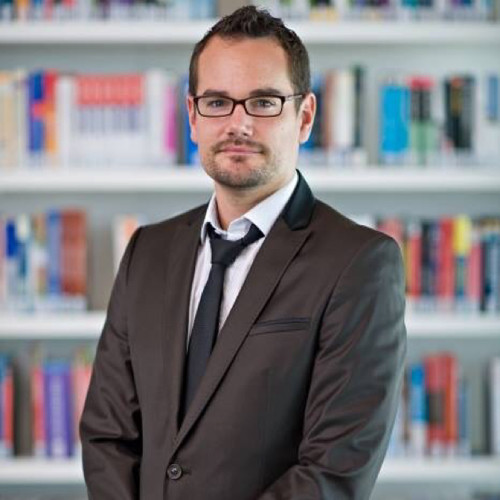 Dr. Nicolas Calvet